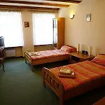 Couette-café Academus Pub & 4*