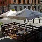 Academus Pub & Couette-café 4*