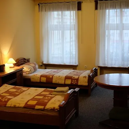 Academus Pub & Вроцлав