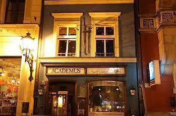 Academus - Pub, Rooms, Cider ヴロツワフ