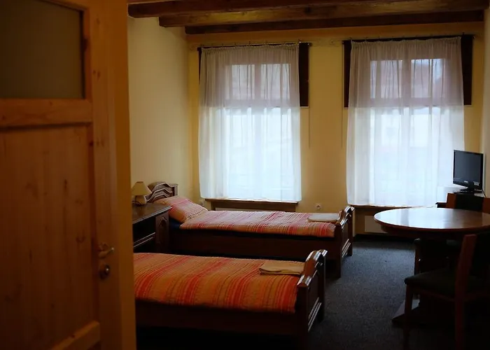 Nocleg ze śniadaniem Academus Pub &