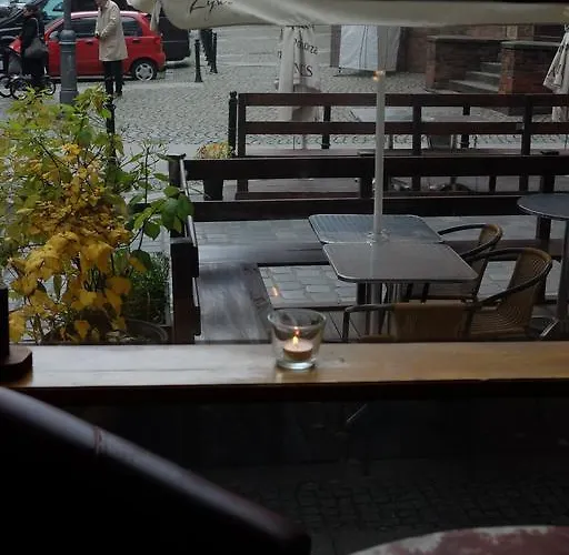 Nocleg ze śniadaniem Academus Pub &