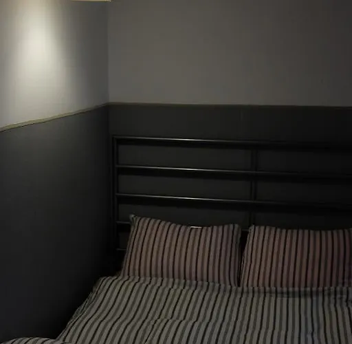 Nocleg ze śniadaniem Academus Pub & Wrocław