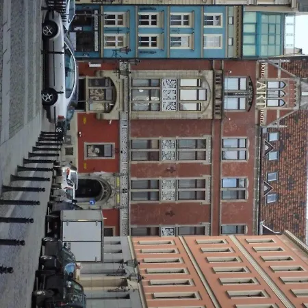 Bed & Breakfast Academus Pub &