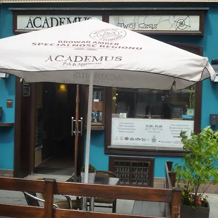 Academus Pub &