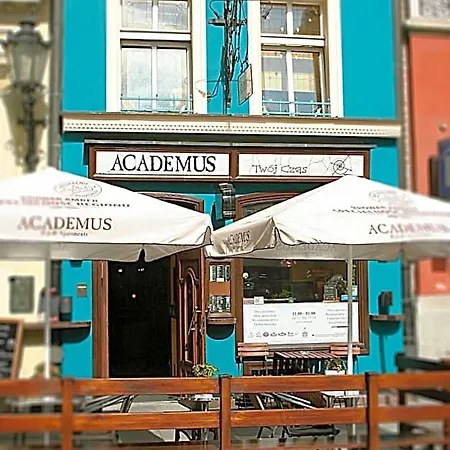 Academus - Pub, Rooms, Cider فروتسواف