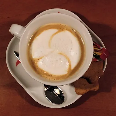 Couette-café Academus - Pub, Rooms, Cider 4*