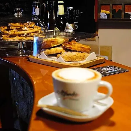 Academus - Pub, Rooms, Cider Couette-café Wrocław