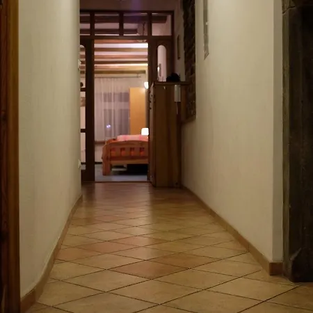 Couette-café Academus - Pub, Rooms, Cider